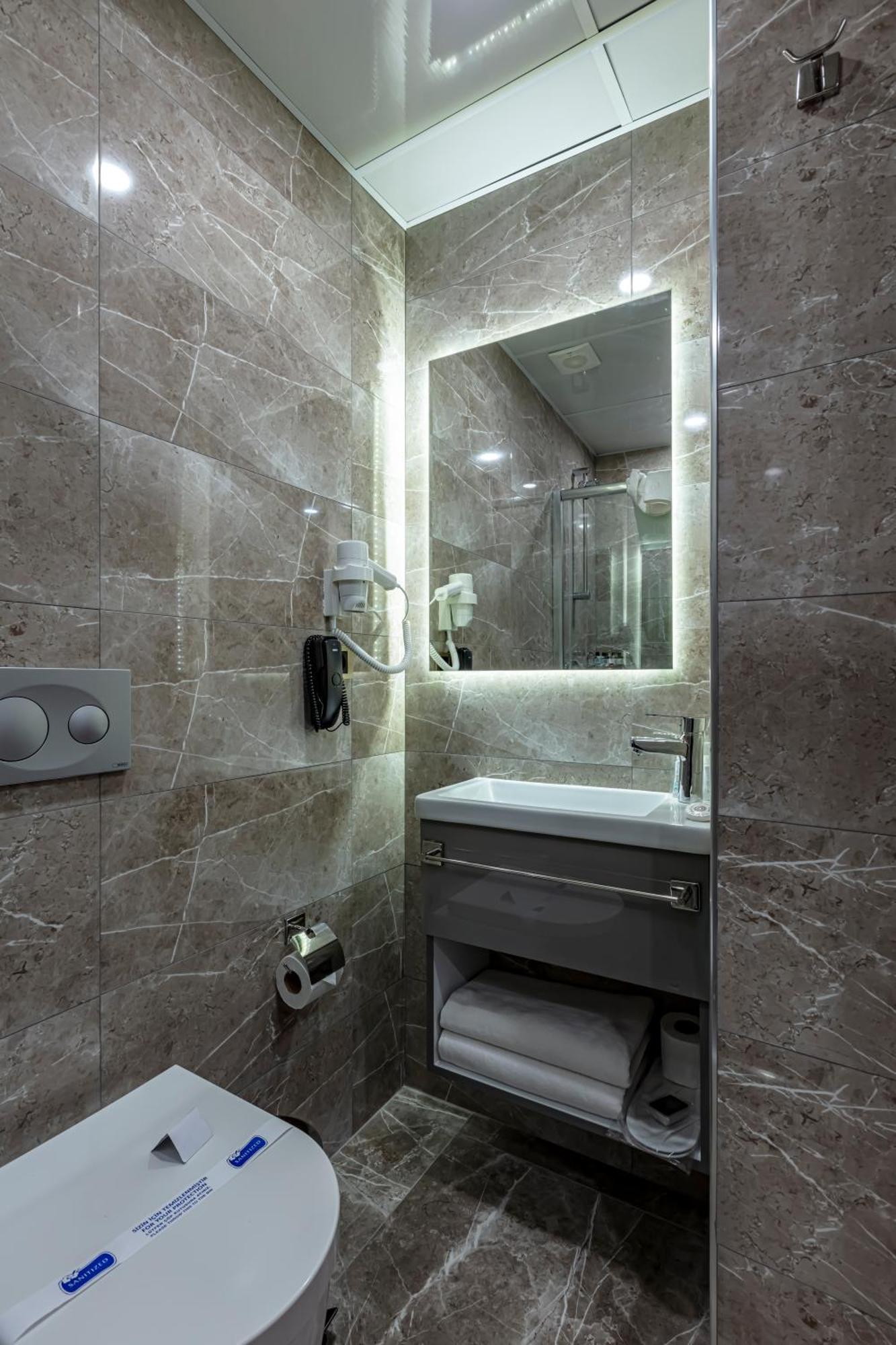 Grand Hamit By Karadayi Airport Hotel Arnavutkoy Exteriör bild