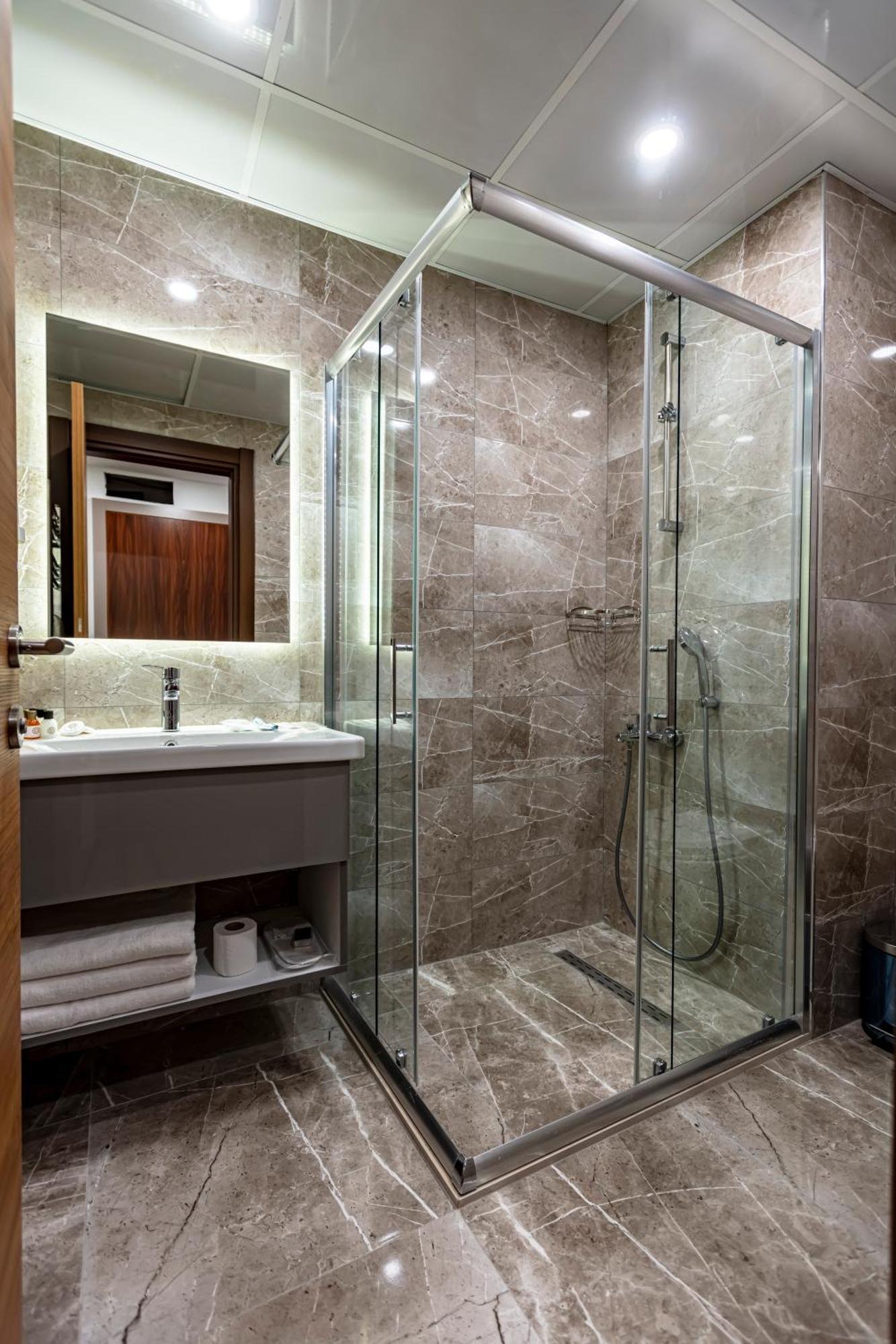 Grand Hamit By Karadayi Airport Hotel Arnavutkoy Exteriör bild