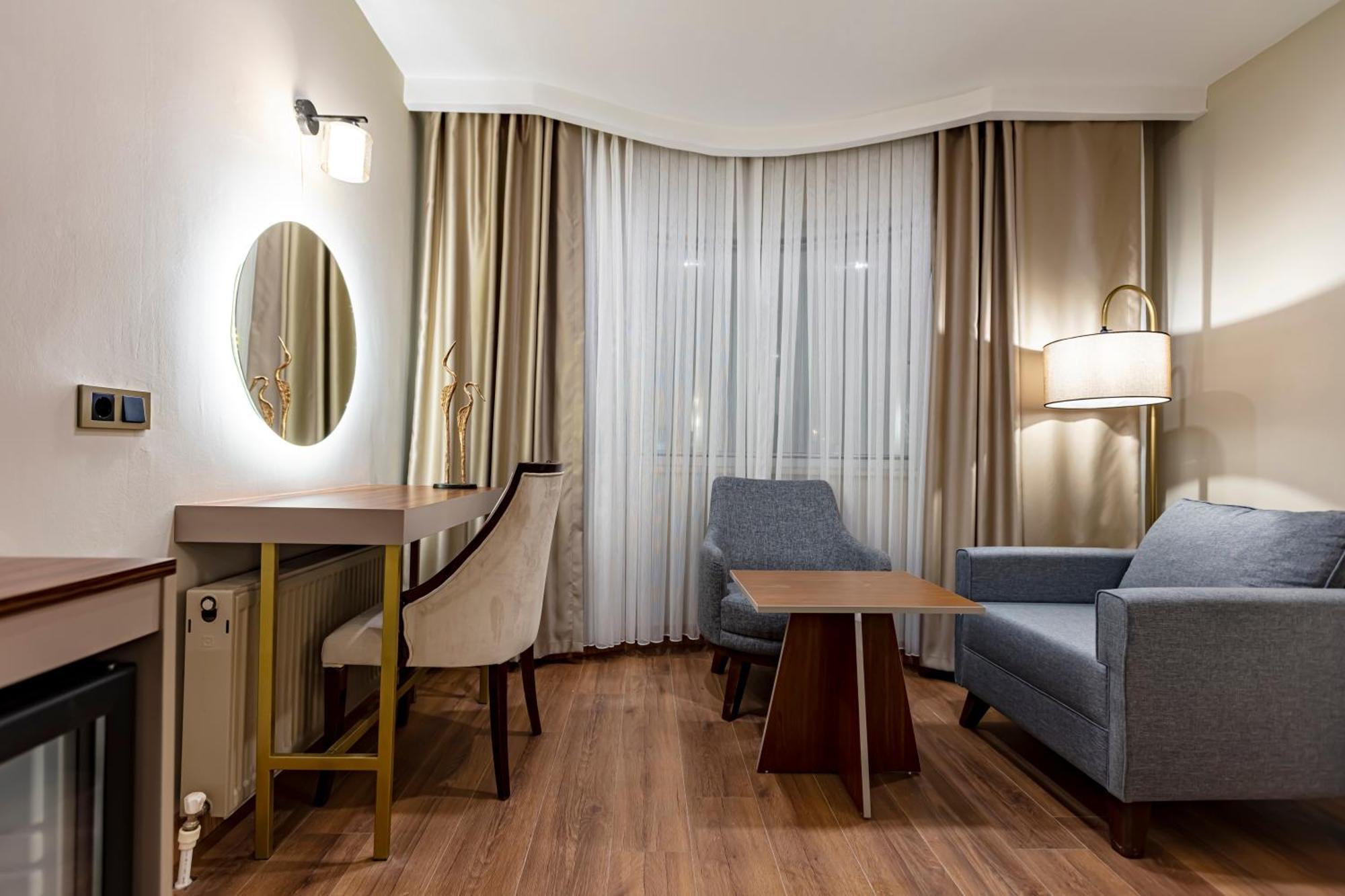 Grand Hamit By Karadayi Airport Hotel Arnavutkoy Exteriör bild