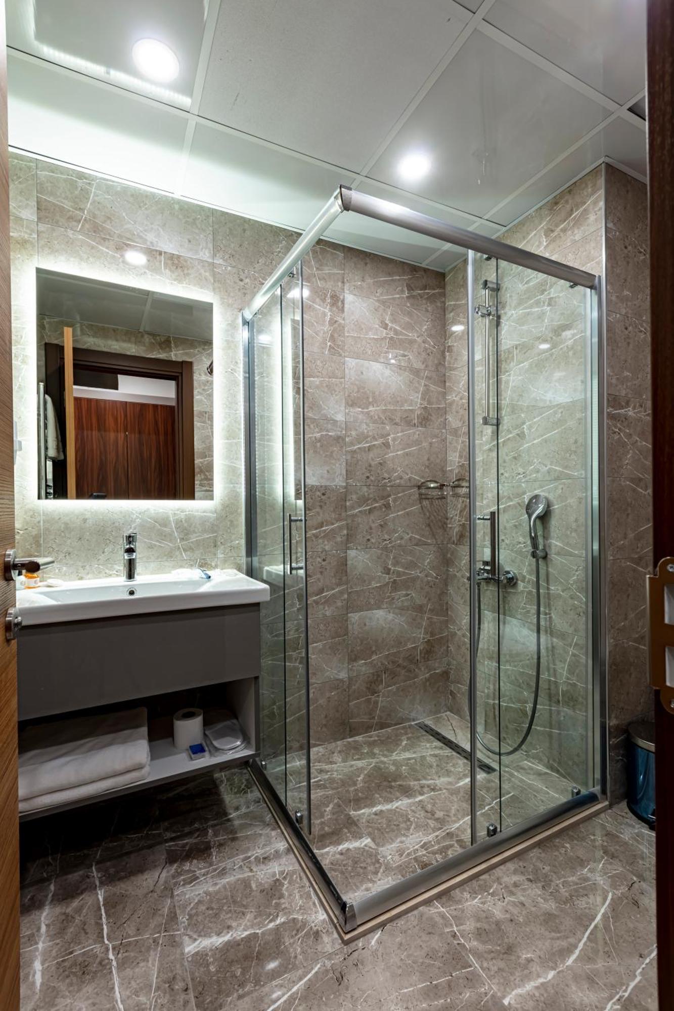 Grand Hamit By Karadayi Airport Hotel Arnavutkoy Exteriör bild